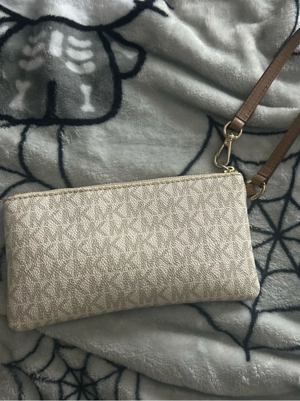 Michael Kors Cream Beige Wristlet Clutch with Gold Hardware